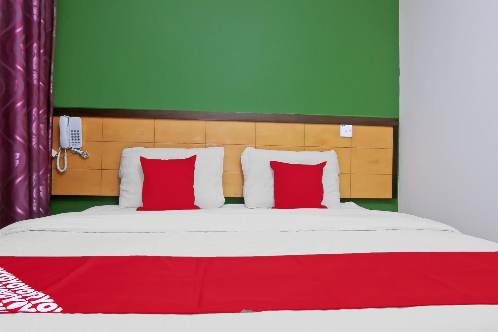 Oyo 44054 Holiday Mansion Inn Sibu Luaran gambar
