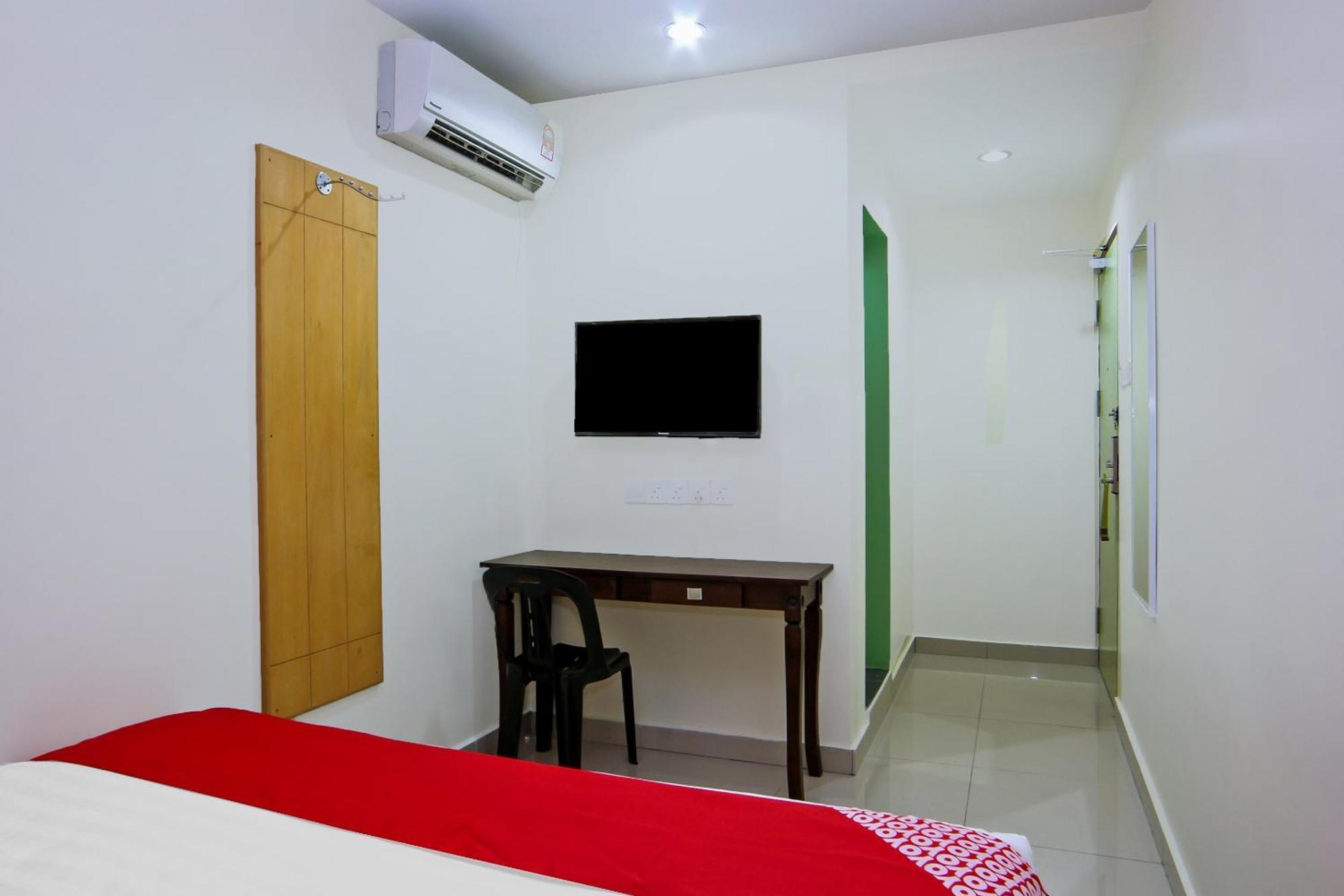 Oyo 44054 Holiday Mansion Inn Sibu Luaran gambar