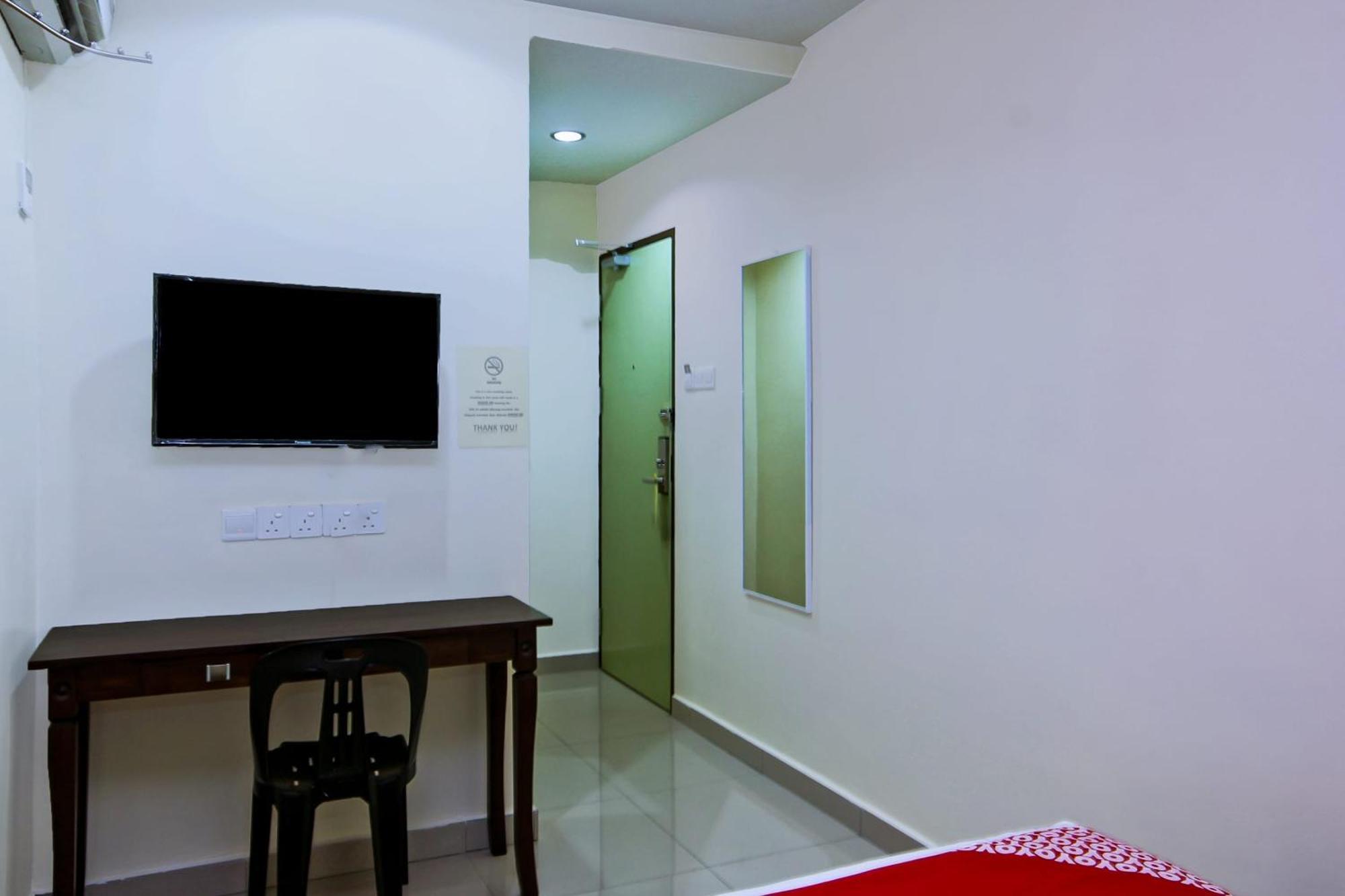 Oyo 44054 Holiday Mansion Inn Sibu Luaran gambar