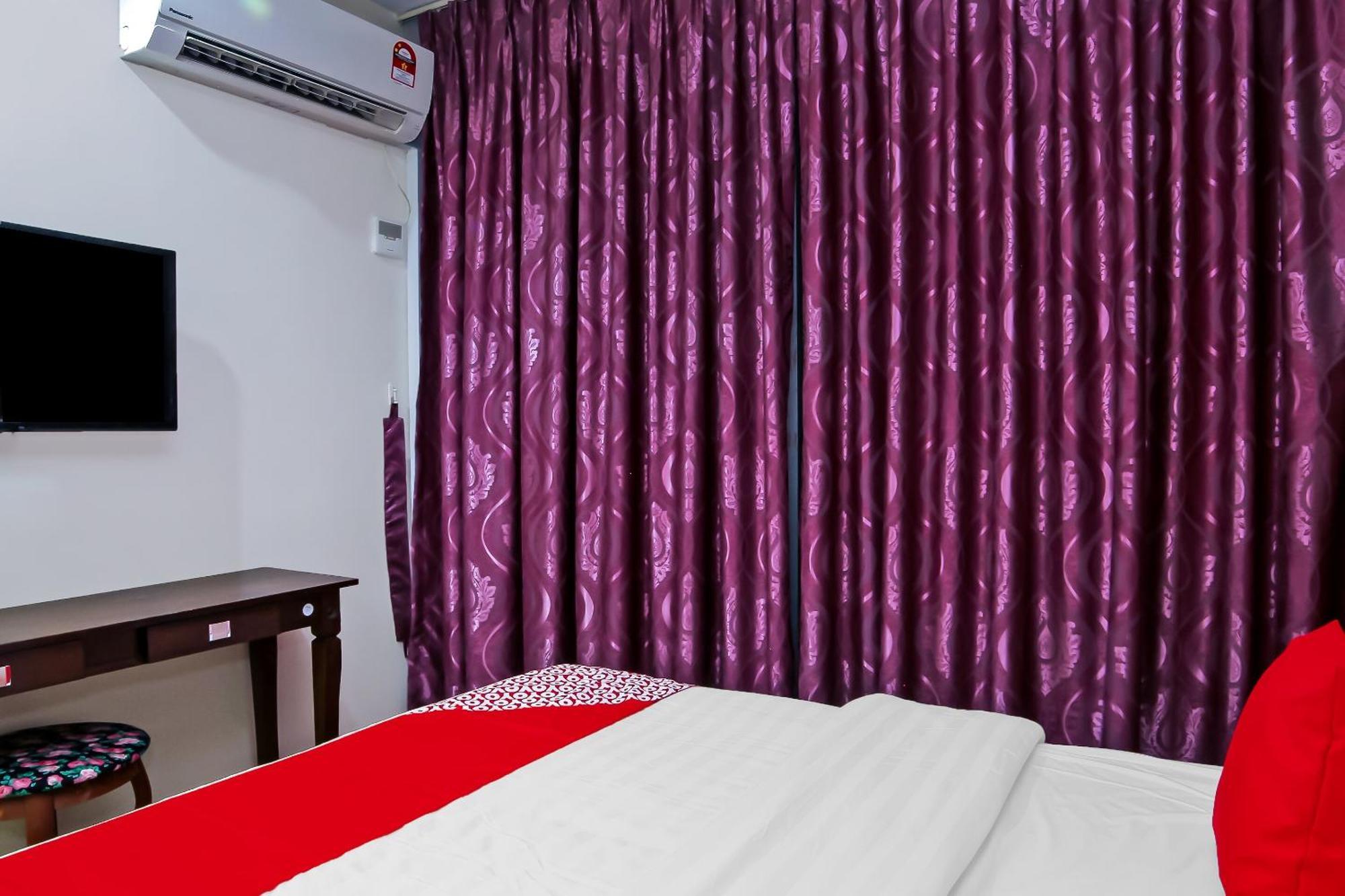 Oyo 44054 Holiday Mansion Inn Sibu Luaran gambar