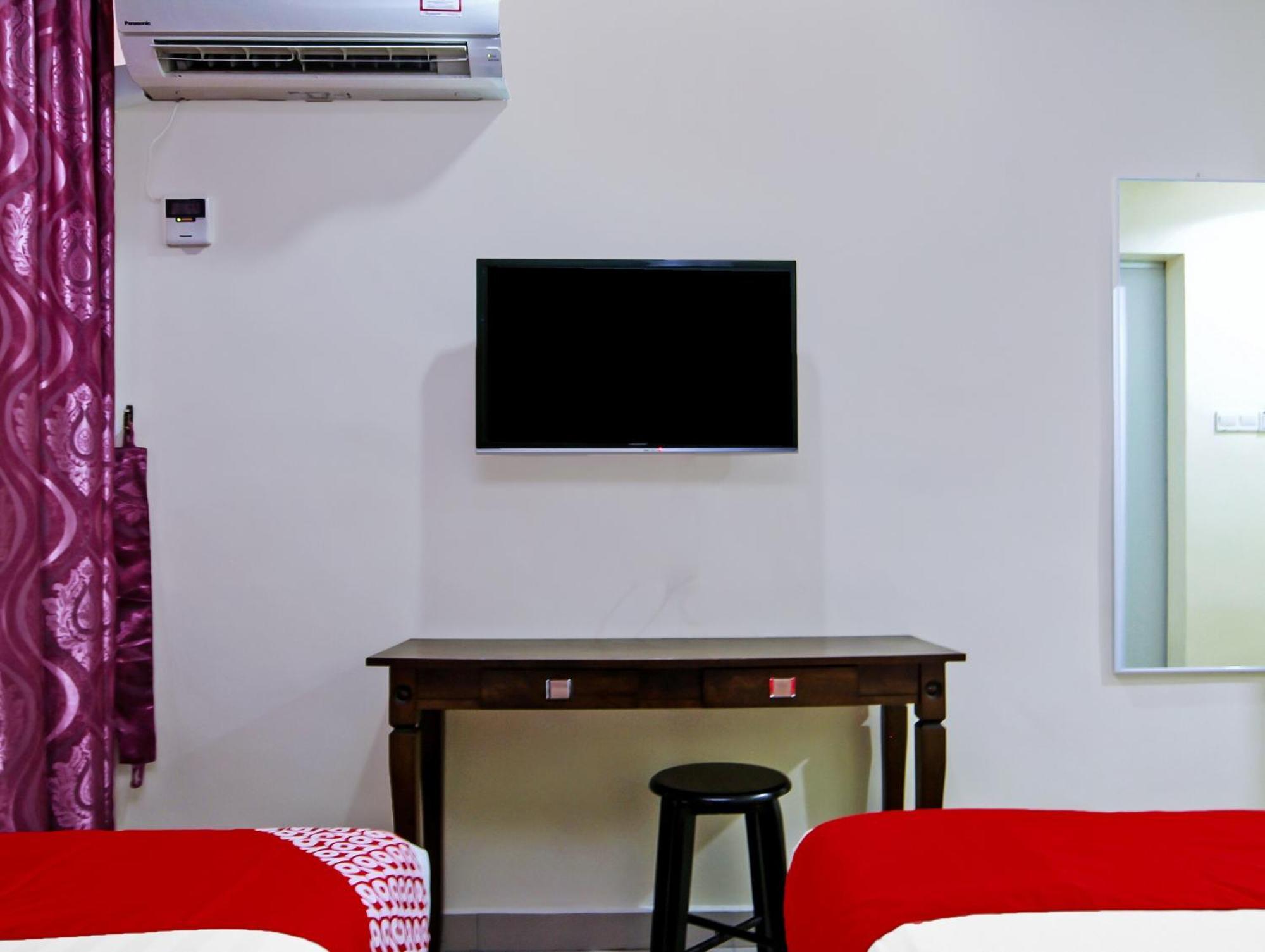 Oyo 44054 Holiday Mansion Inn Sibu Luaran gambar