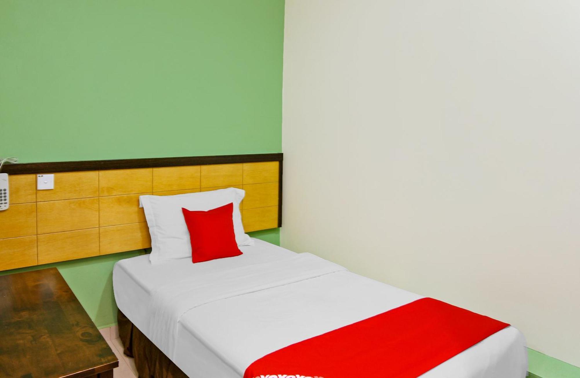 Oyo 44054 Holiday Mansion Inn Sibu Luaran gambar