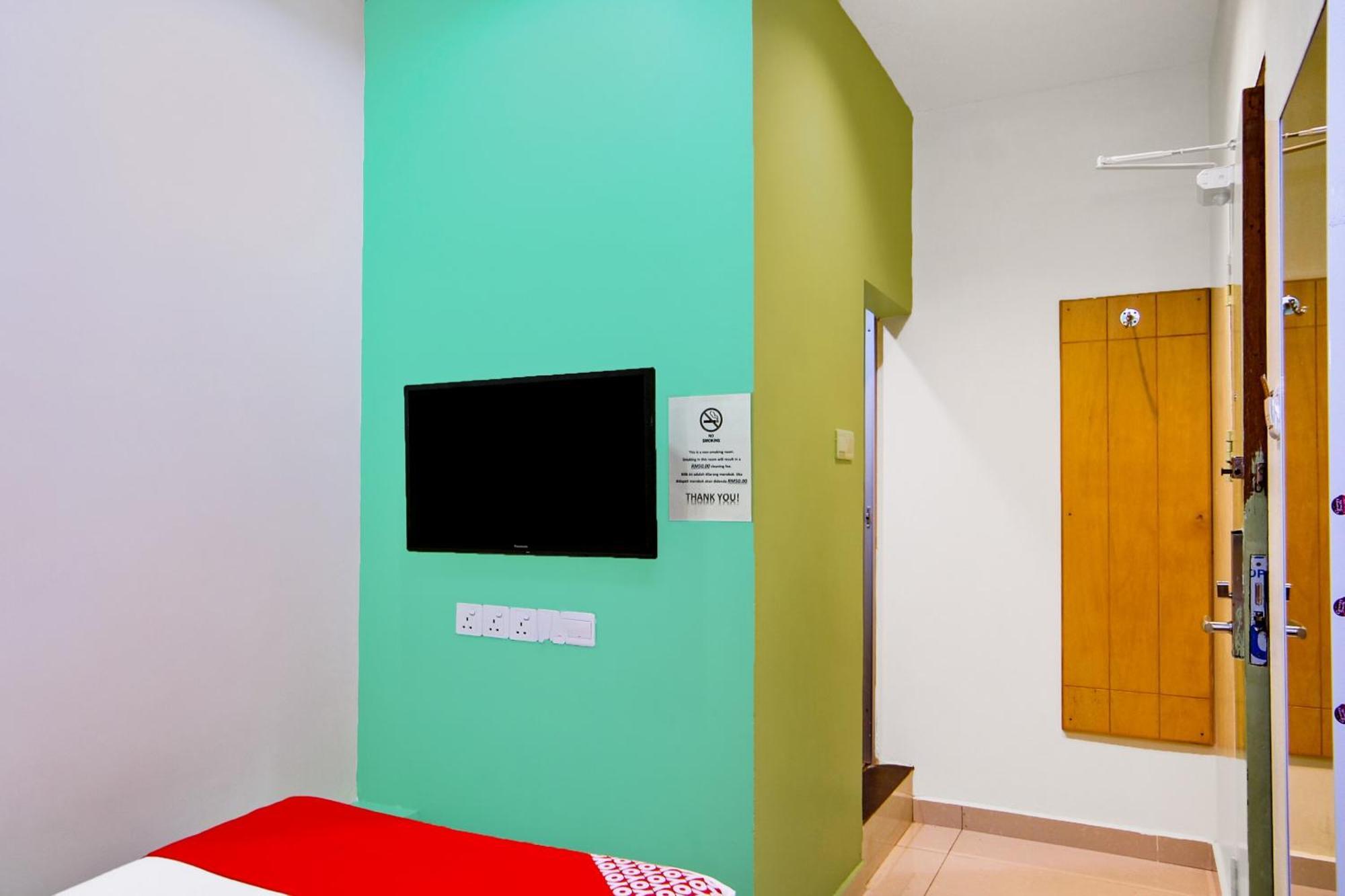 Oyo 44054 Holiday Mansion Inn Sibu Luaran gambar