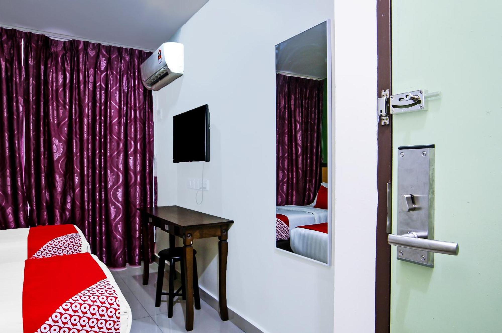 Oyo 44054 Holiday Mansion Inn Sibu Luaran gambar
