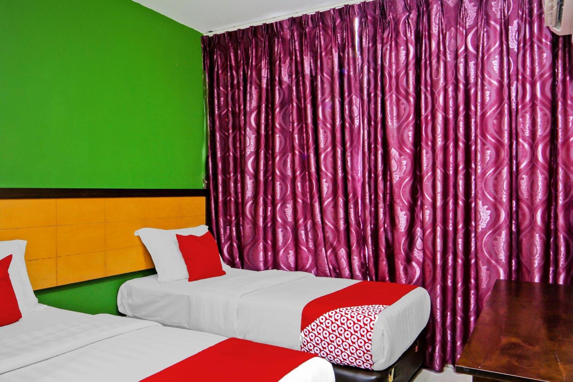 Oyo 44054 Holiday Mansion Inn Sibu Luaran gambar