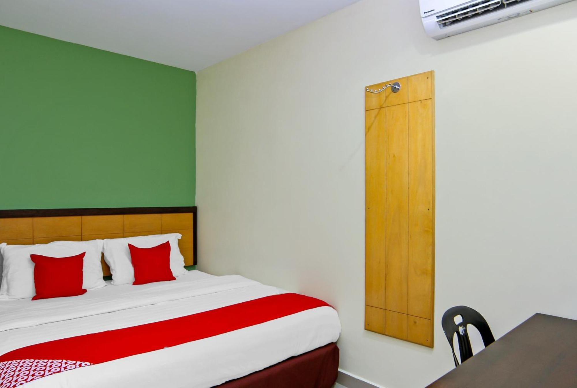 Oyo 44054 Holiday Mansion Inn Sibu Luaran gambar